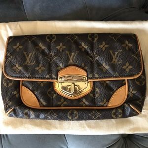 Louis Vuitton Etoile Monogram Clutch - used but in great condition!